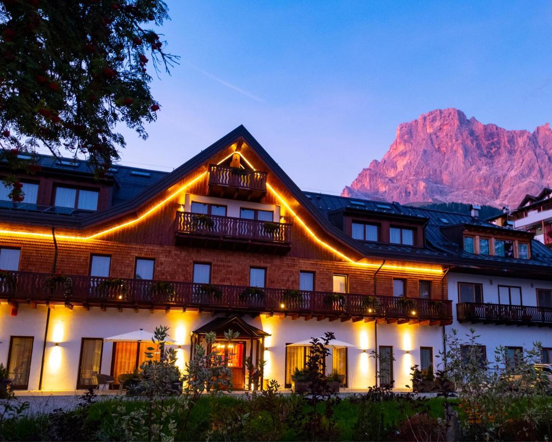 Residence Langes San Martino Di Castrozza Eksteriør billede